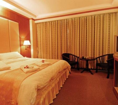 Western Grand Hotel Ratchaburi Eksteriør billede